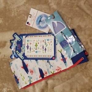 • Shark lovers Bundle